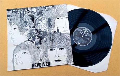 BEATLES " REVOLVER "SUPERB NM UK 2 BOX EMI MID 70'S PRESS LOW STAMPER