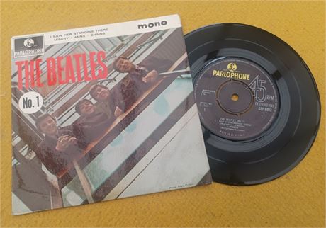 BEATLES no. 1 SUPER  UK EARLY 70'S EP SPECIAL ORDER ONLY NO POLO RINGS