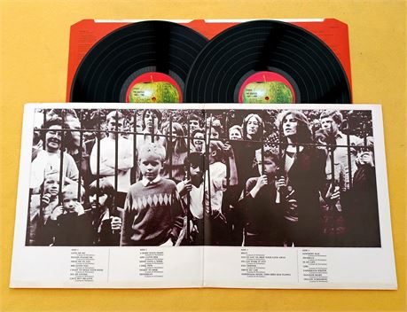 " BEATLES 1962-1966 "SUPERB EARLY UK PRE-OIL CRISIS VINYLED DOUBLE LP